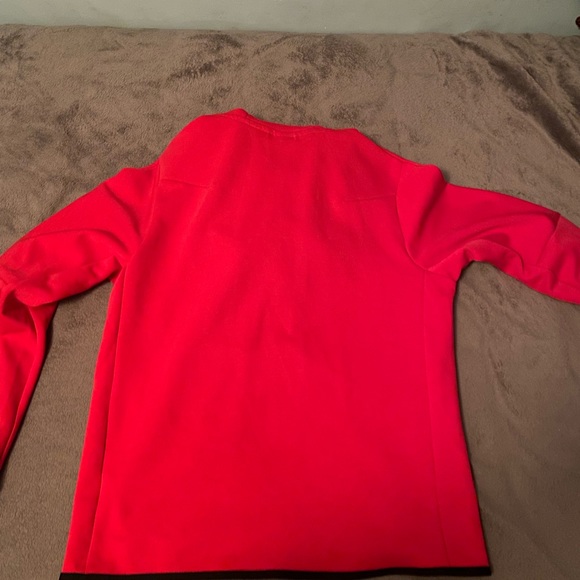 Red men’s large nike tech - Picture 3 of 3
